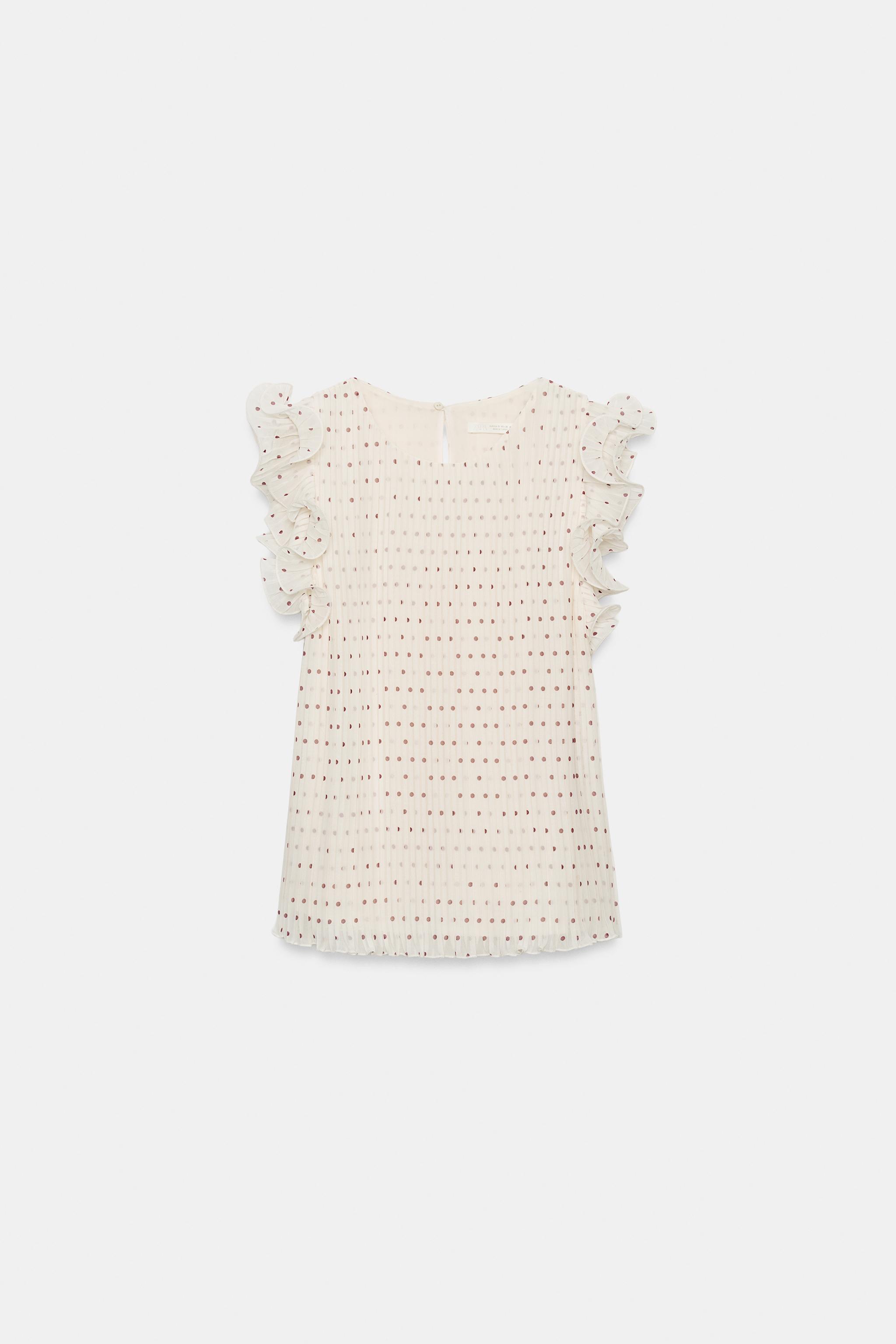 RUFFLED POLKA DOT TOP